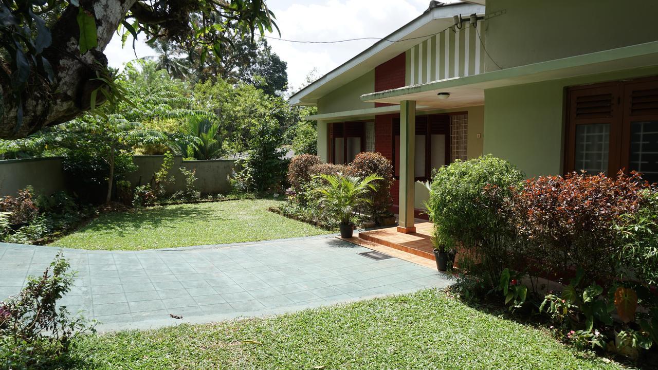 Jayawimana Apartment Kandy Exterior photo